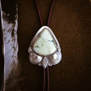 Emerald Basin Variscite Bolo Tie, Variscite Bolo Tie, Feminine Bolo Tie